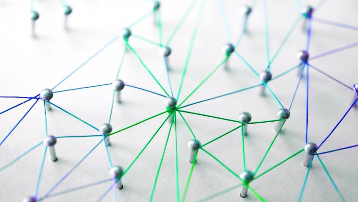 String connecting people together