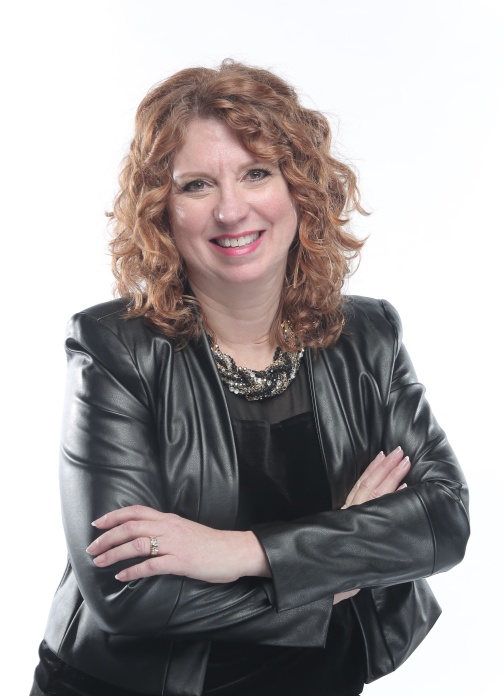
<span>Lisa Ryan</span>
