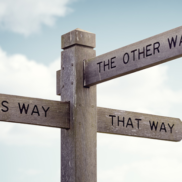 graphic: a sign that says this way, that way and Keys to Supply Chain Success